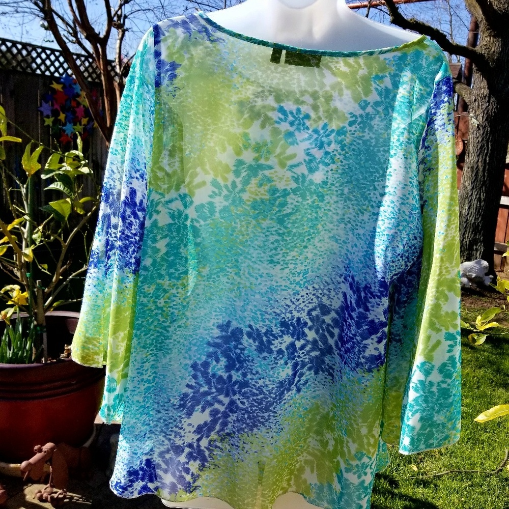 Colorful Blouse - Picture 2 of 4